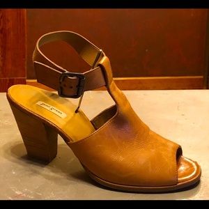 Size 9.5 Paul Green Sandals Tan